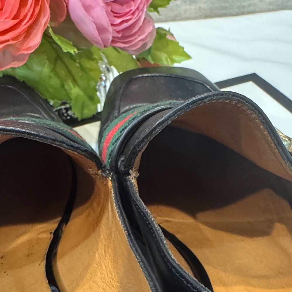 Authentic Gucci Women's Black Leather Loafers with Green and Red Stripes - Picture 15 of 15